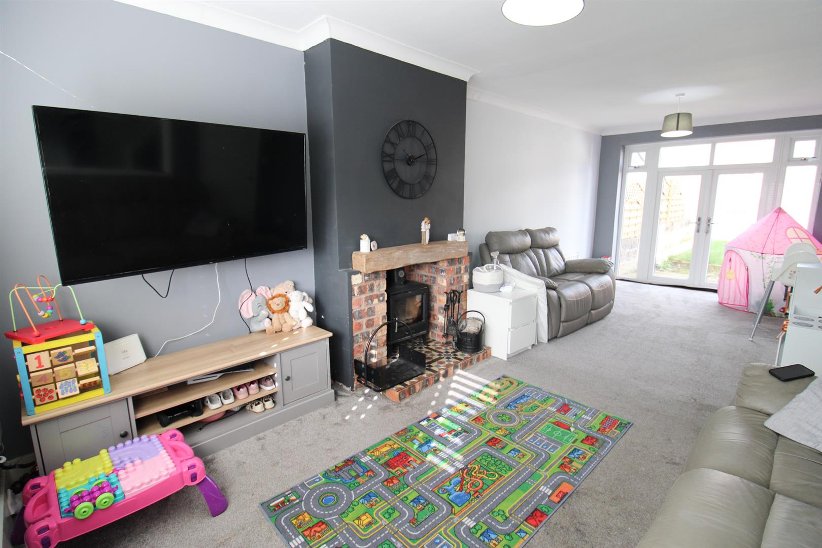 Phillipson Way, Smallthorne, Stoke-On-Trent